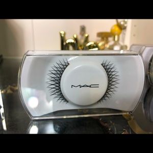 🆕 MAC 41 false eyelashes